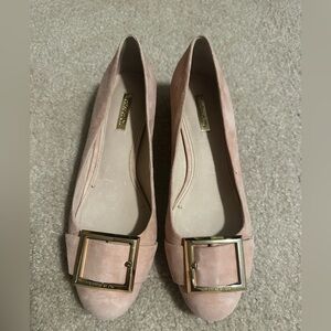 Women’s shoe size 10